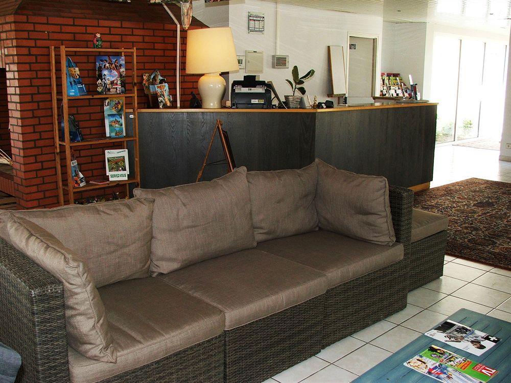 Arcantis Hotel Les Archers Шоле Екстериор снимка