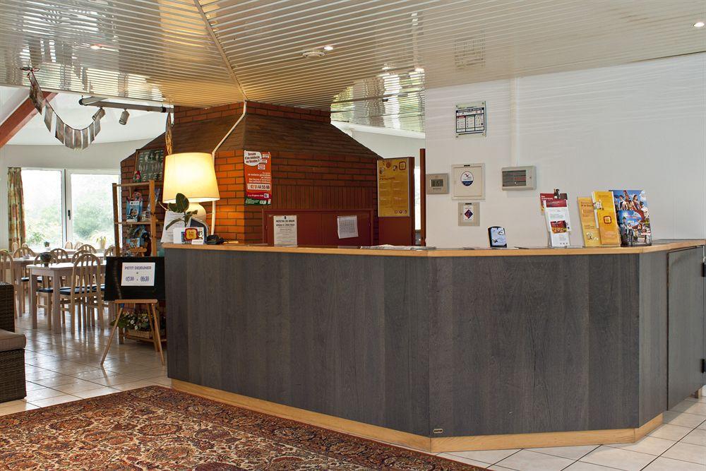 Arcantis Hotel Les Archers Шоле Екстериор снимка
