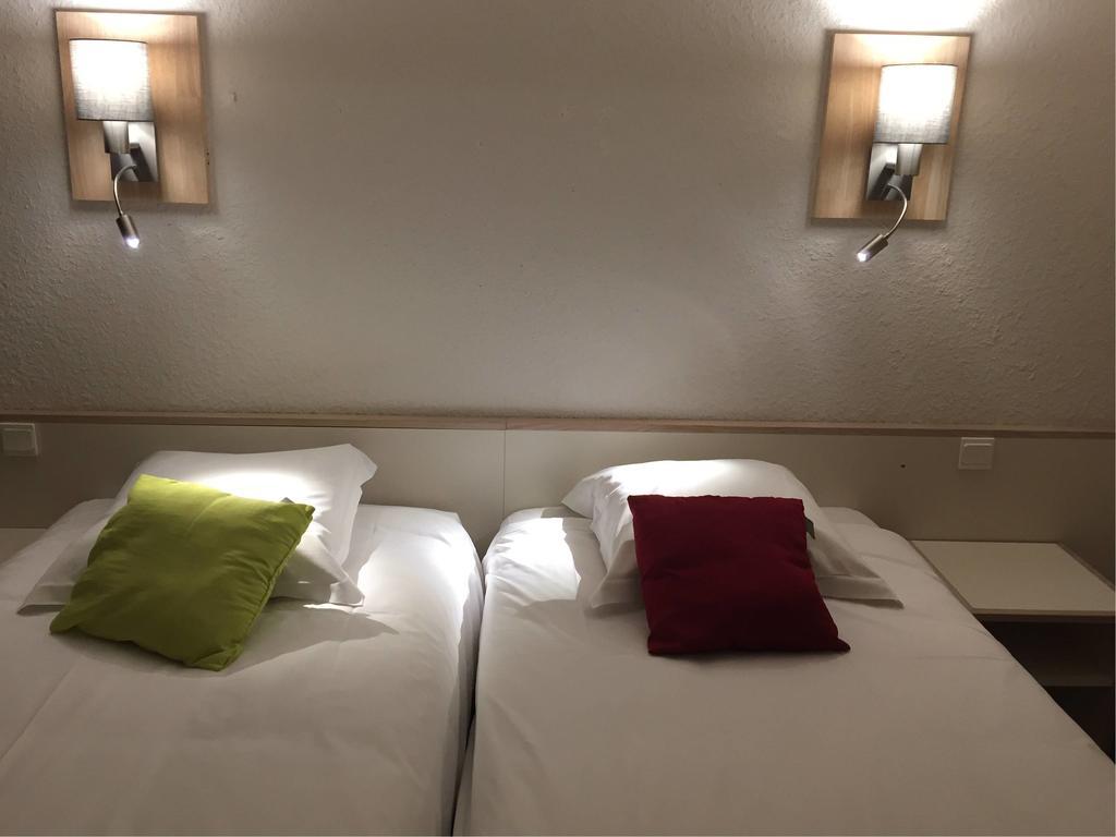 Arcantis Hotel Les Archers Шоле Екстериор снимка