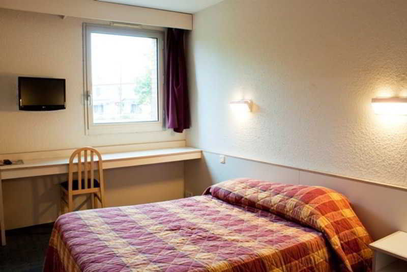 Arcantis Hotel Les Archers Шоле Екстериор снимка
